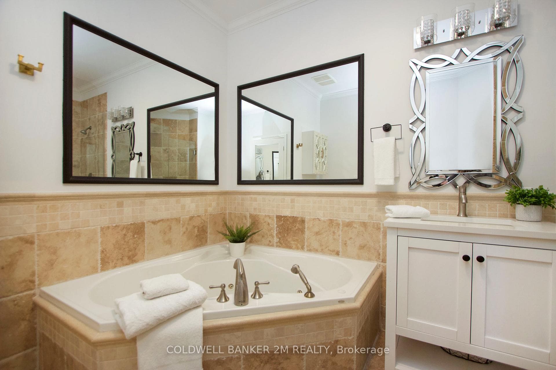 37 Bradley Boulevard photo 24