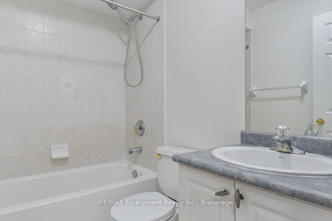 8 JIM BAIRD Mews photo 47