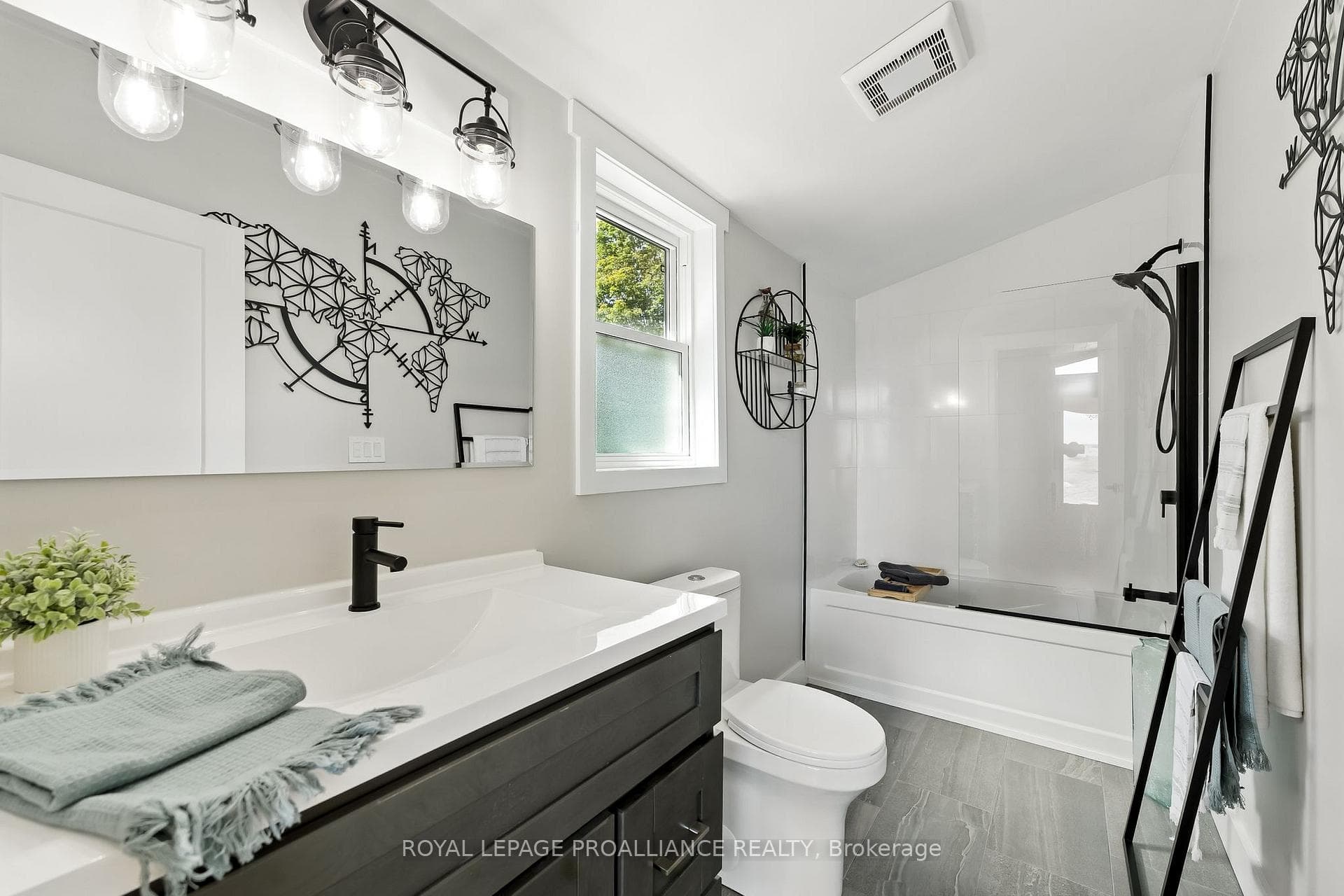 97 Manley Drive photo 16