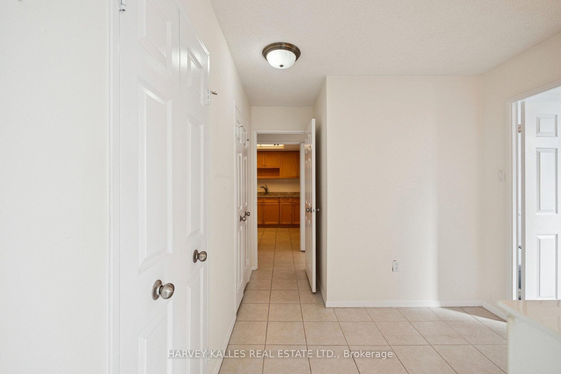 55 Skymark Drive Unit 2403 photo 30