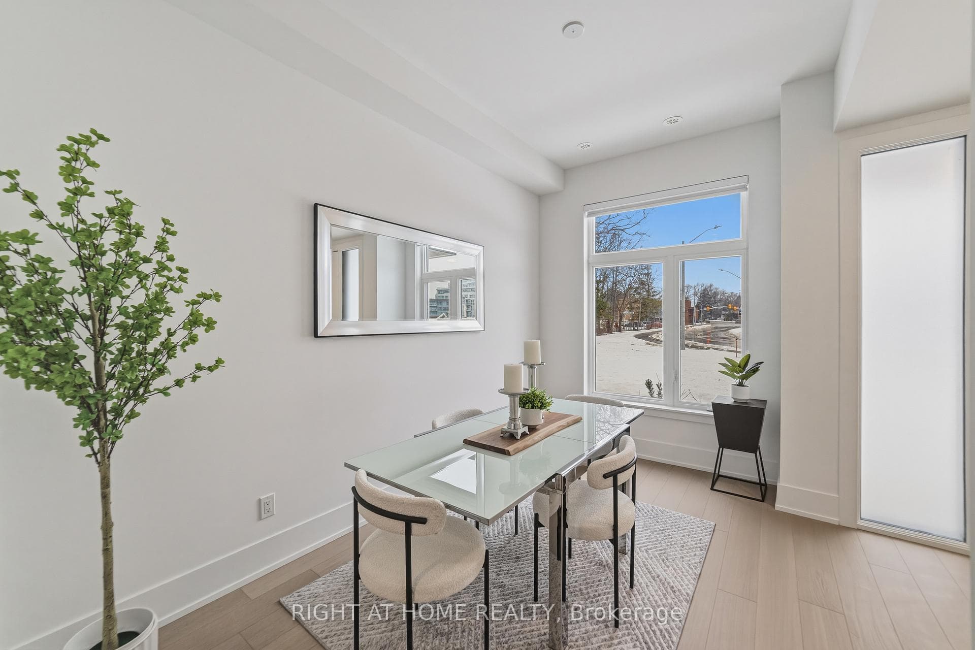 10 Lou Parsons Way Unit 2 photo 5