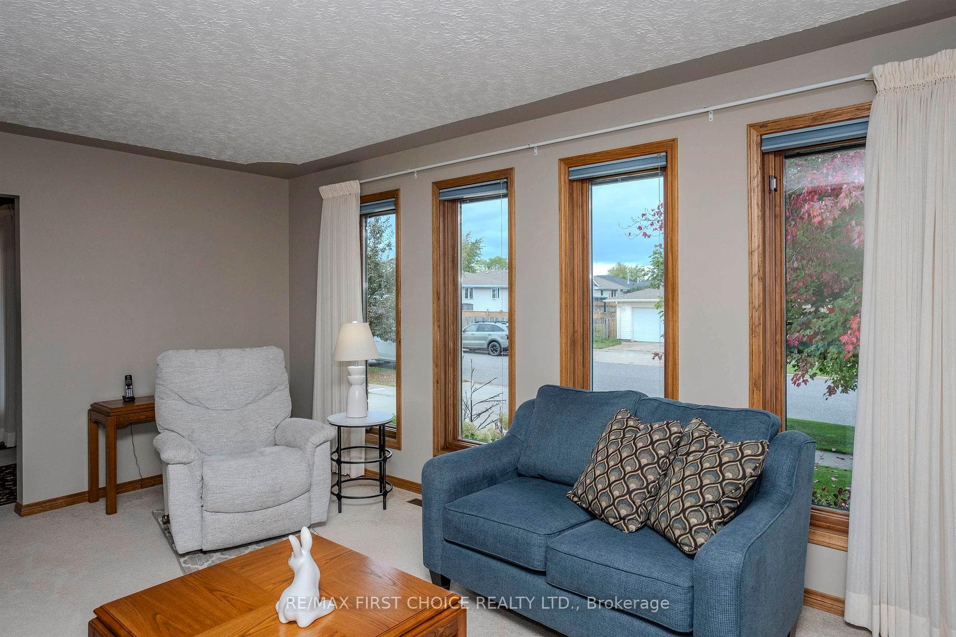 225 FLAMINGO DR photo 4