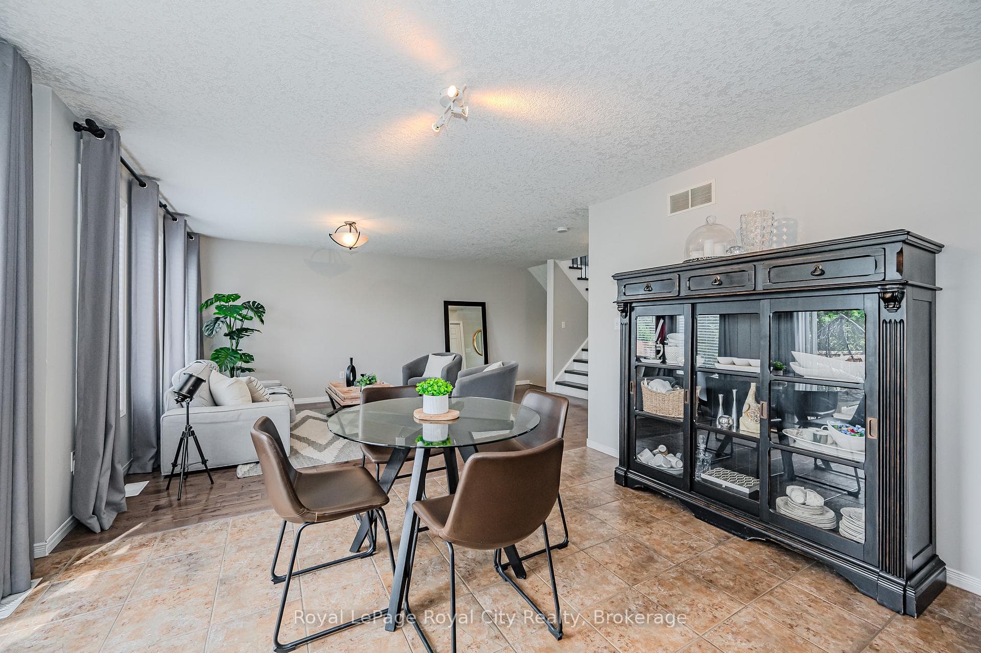 173 Clair Road photo 12