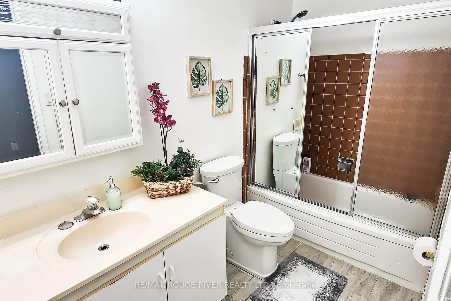 12 Bushwood Court photo 16