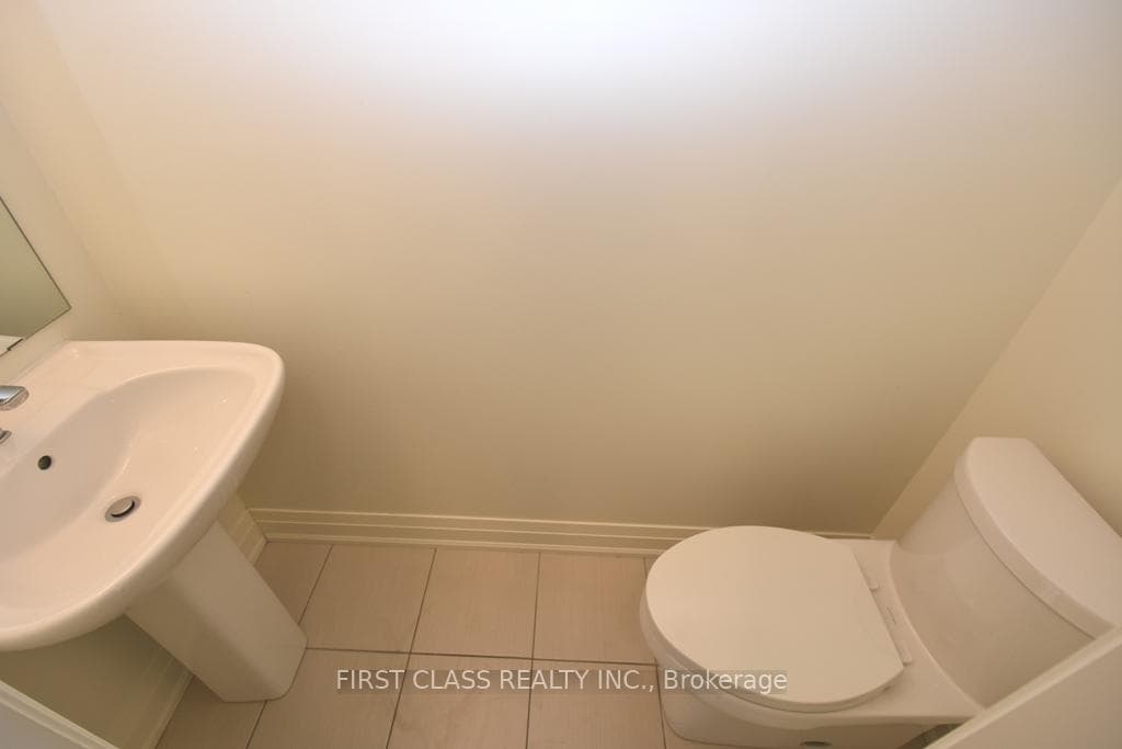 24 Teasel Way photo 13