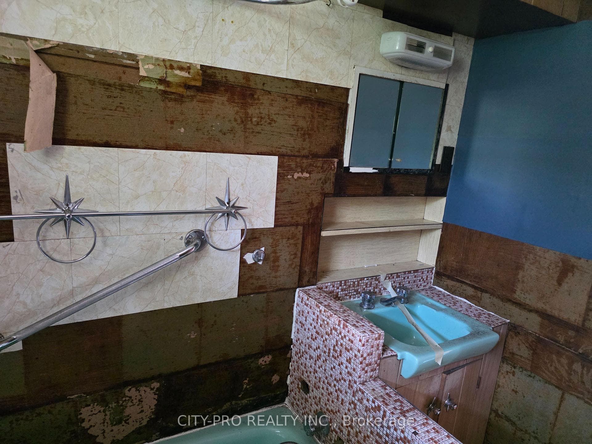 1075 Sunnyside Drive photo 23