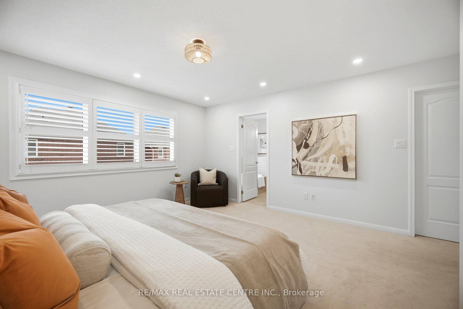 1135 Solomon Court photo 24