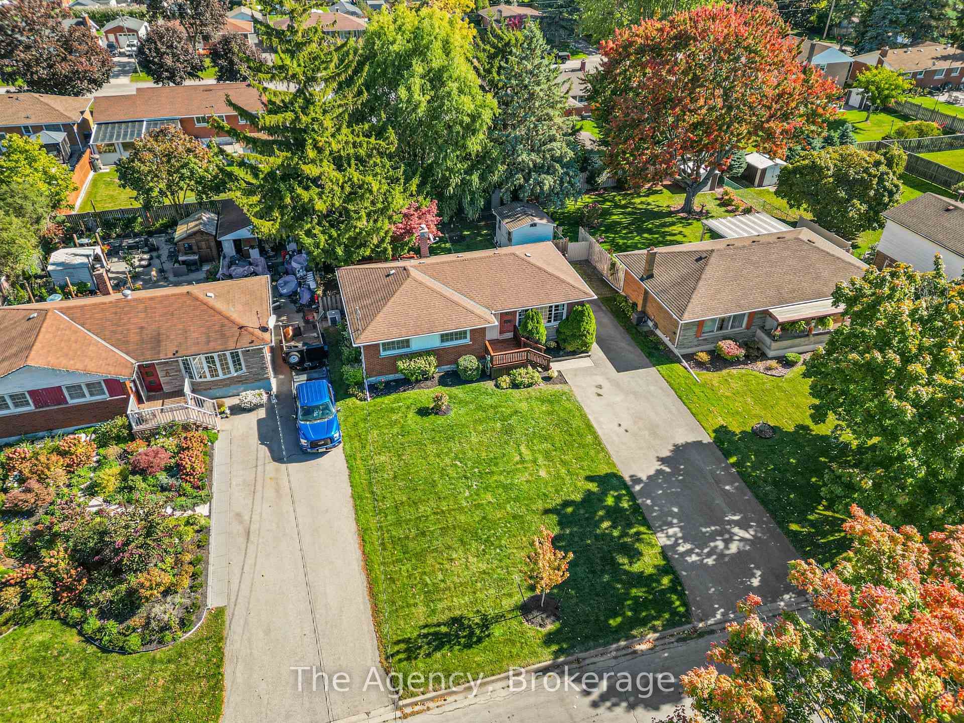518 Leonard Avenue photo 3