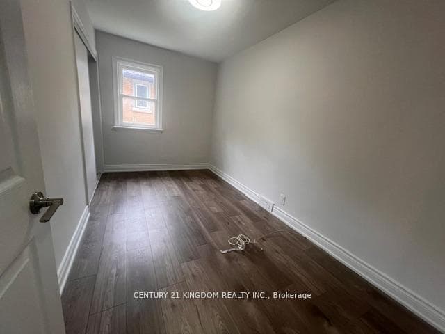 132 Old Harwood Avenue photo 12