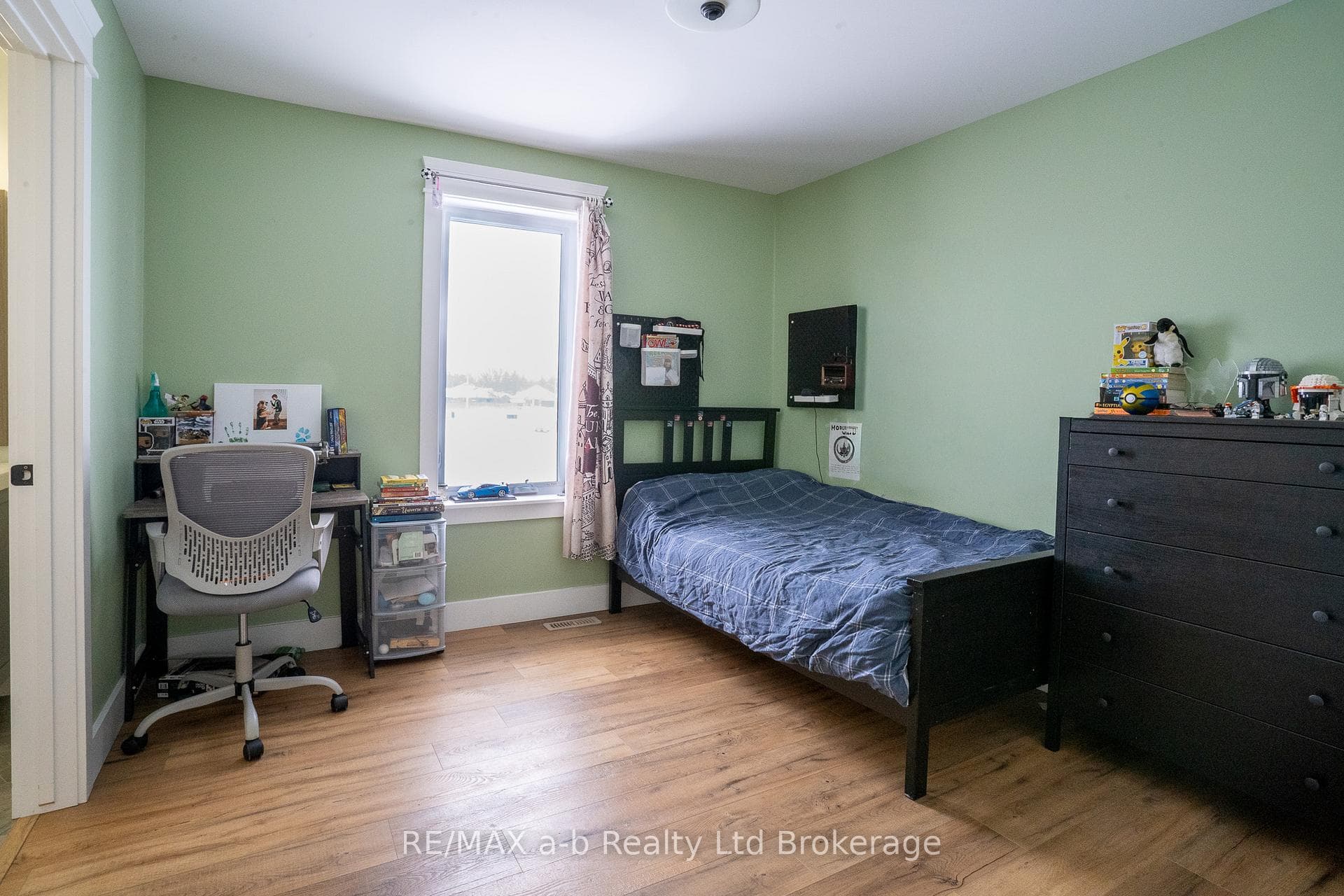 82 SUNVIEW Drive photo 17