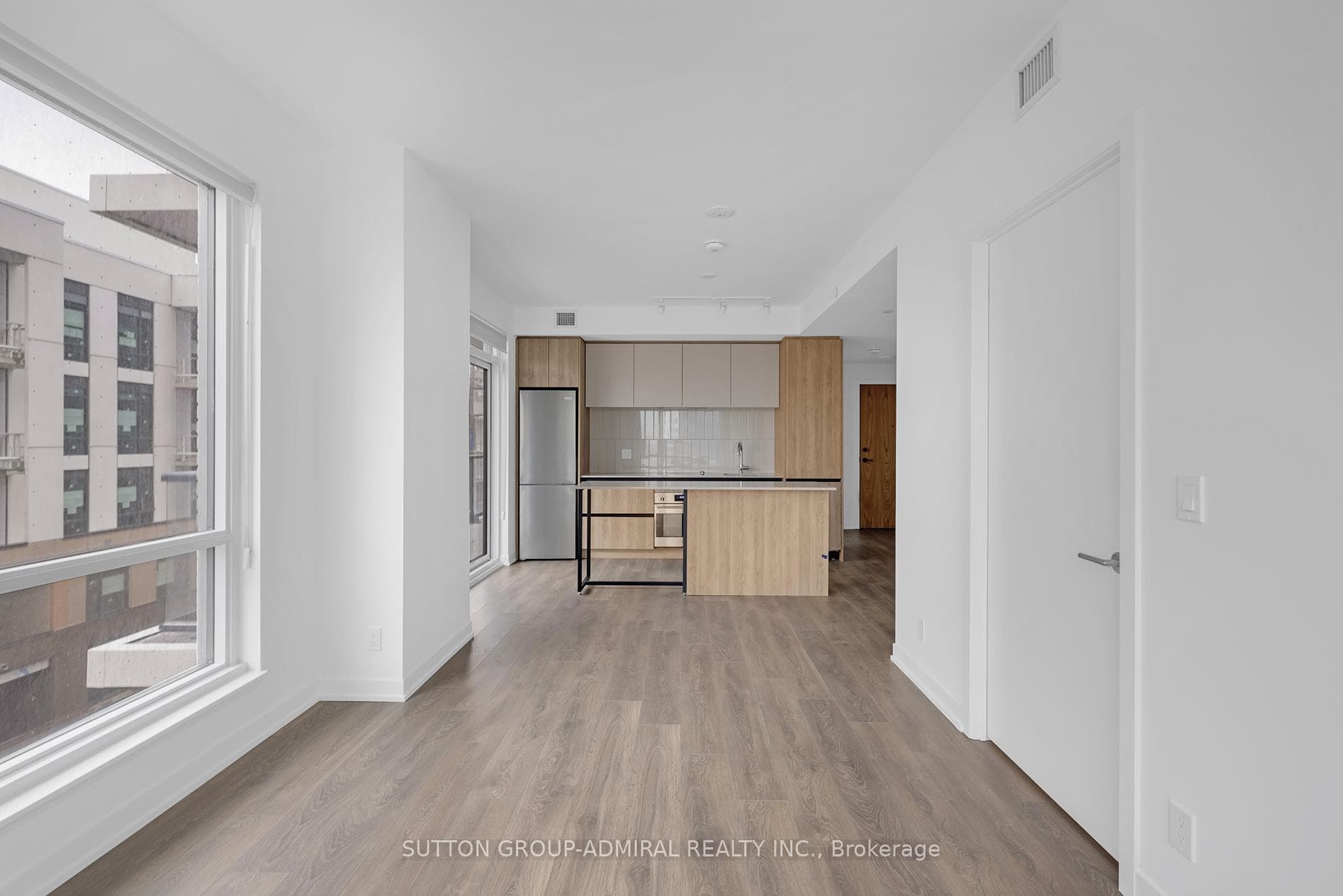 7950 Bathurst Street Unit A522 photo 5