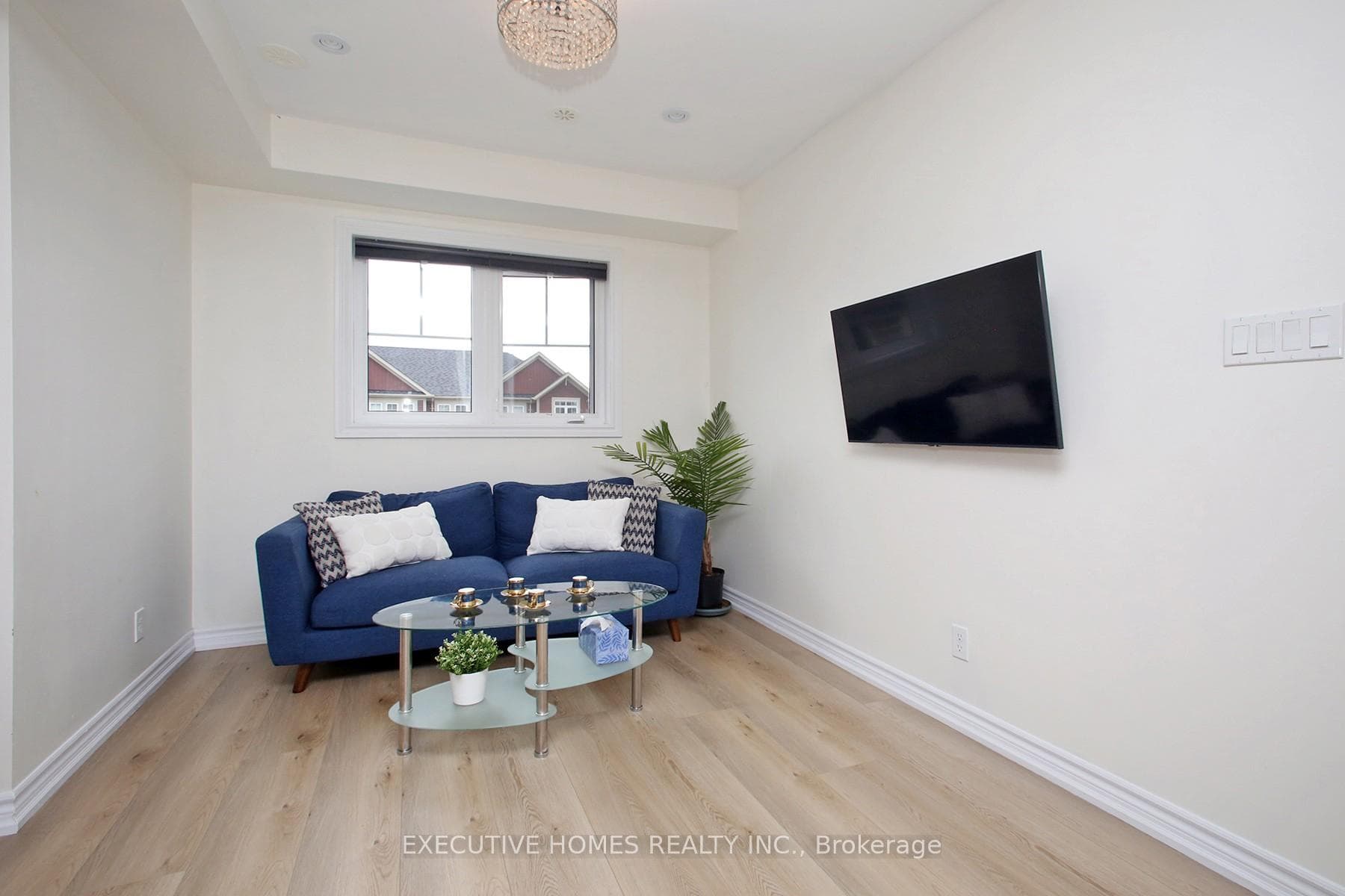 70 Nearco Crescent photo 13