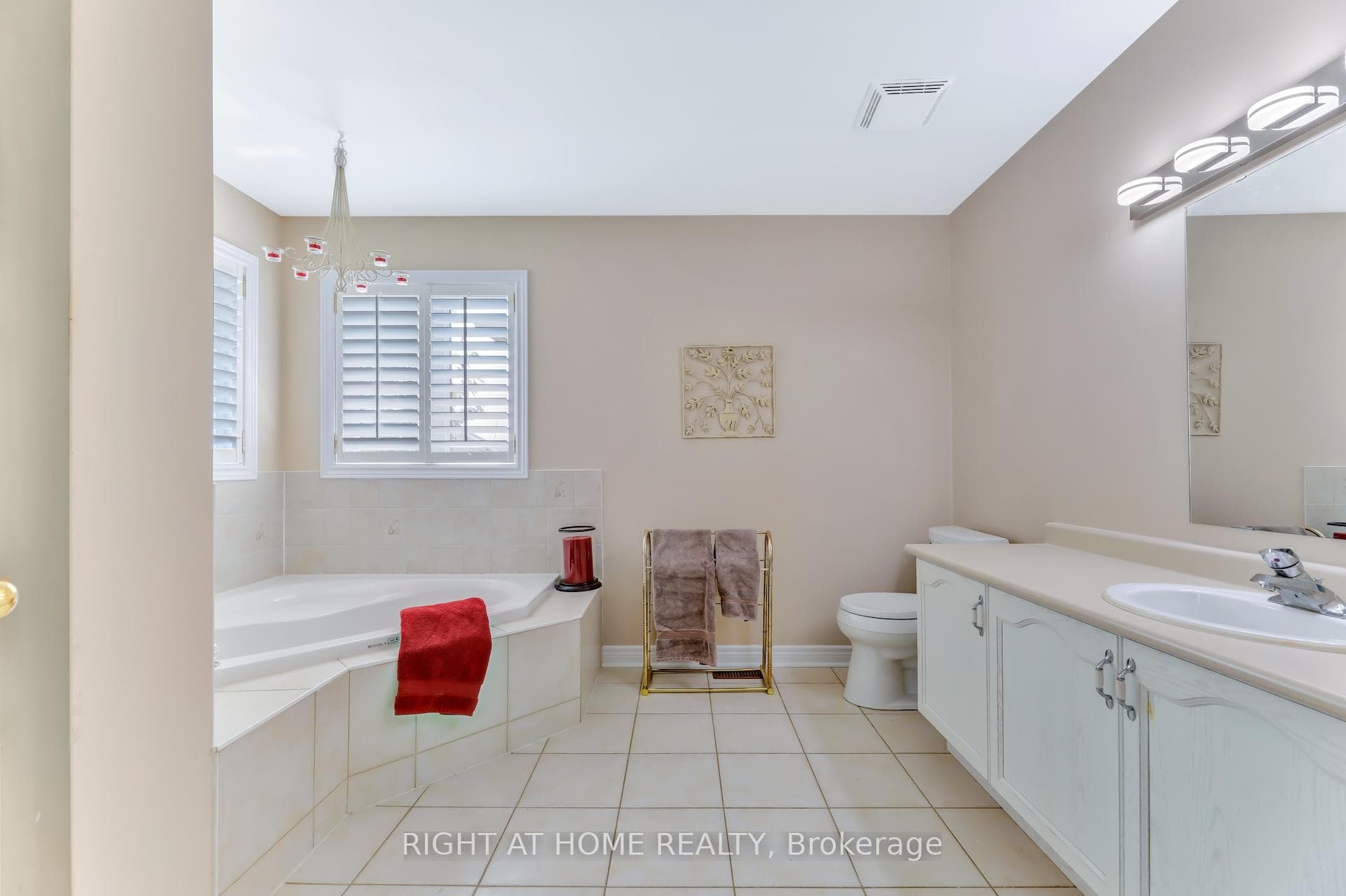 105 Huntingfield Street photo 25