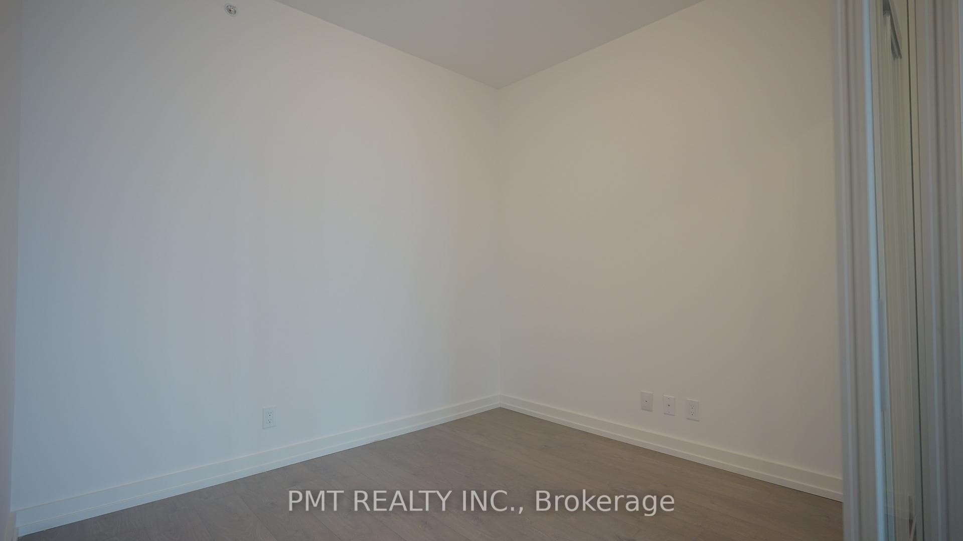 75 James Street Unit 3101 photo 15