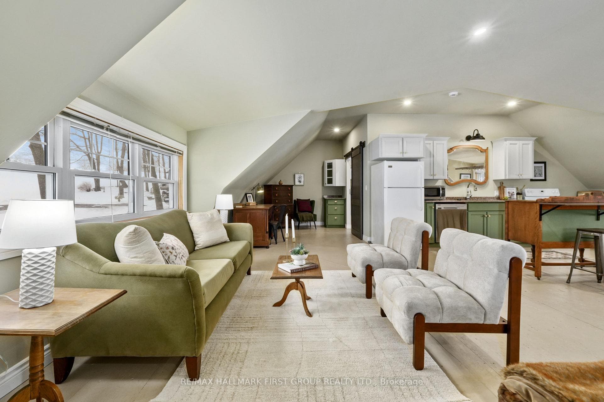 500 Honey Road photo 34