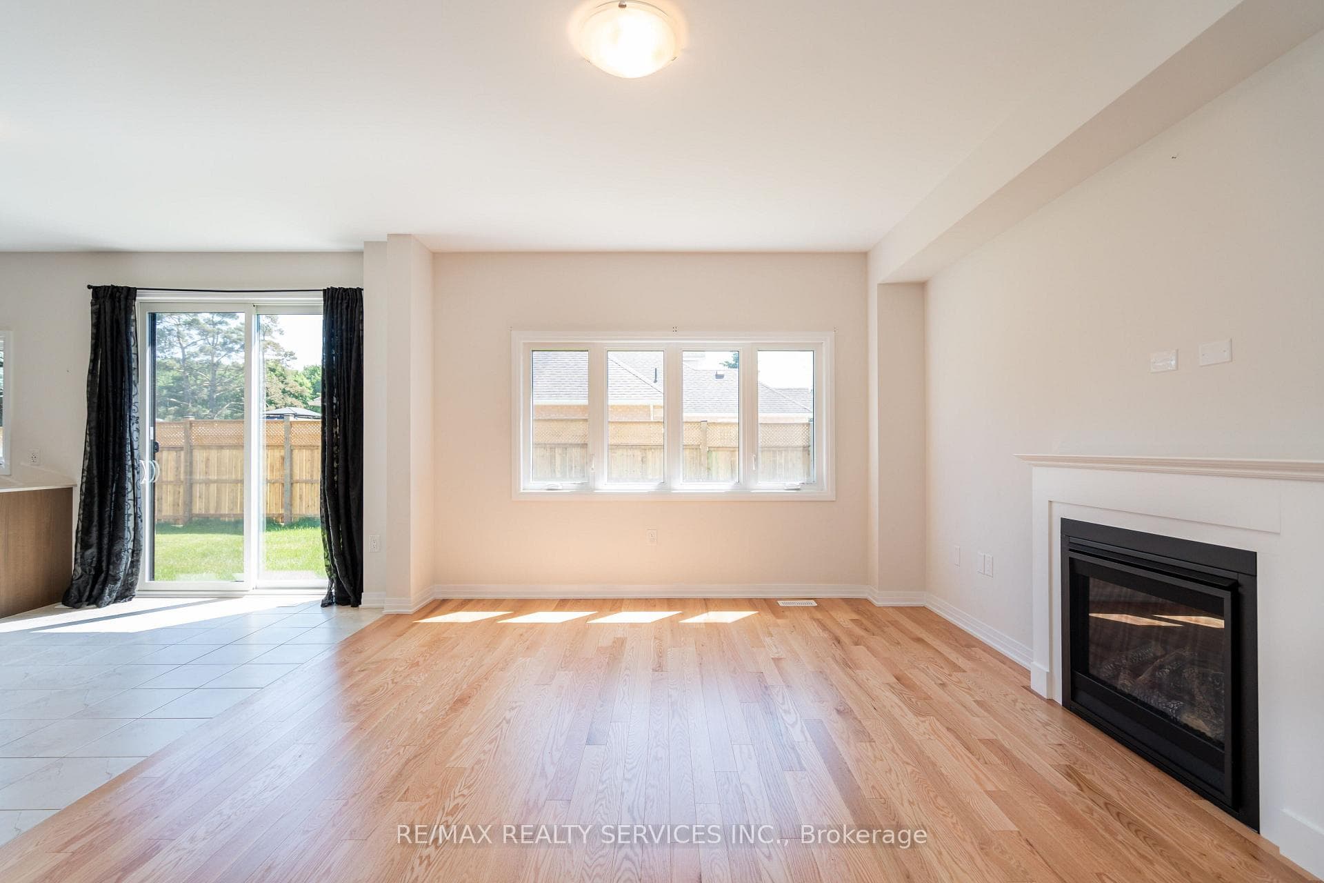 269 dingman Street photo 14