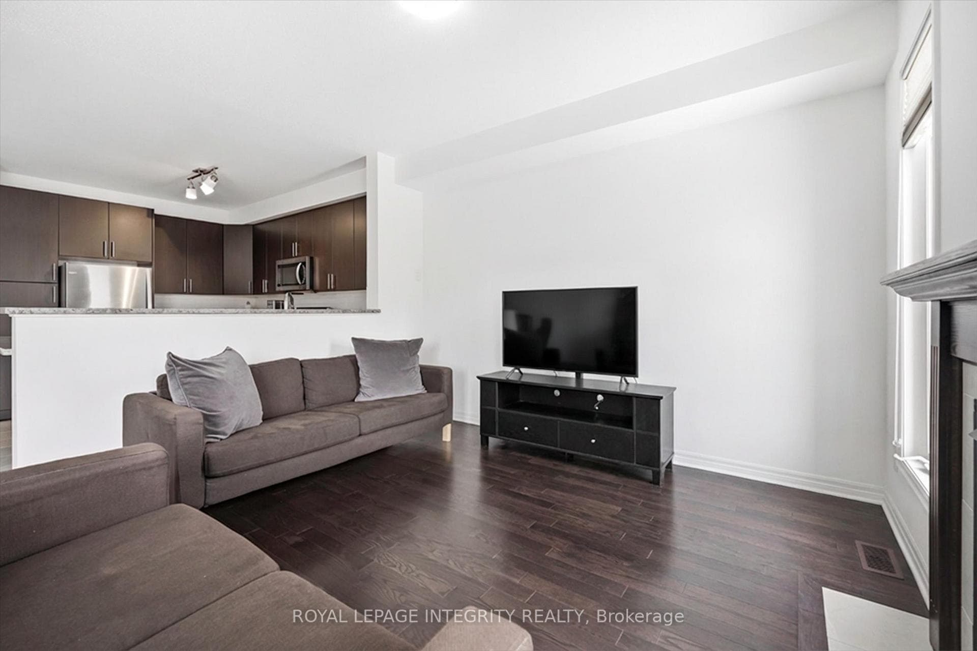 88 Chevron Place photo 12