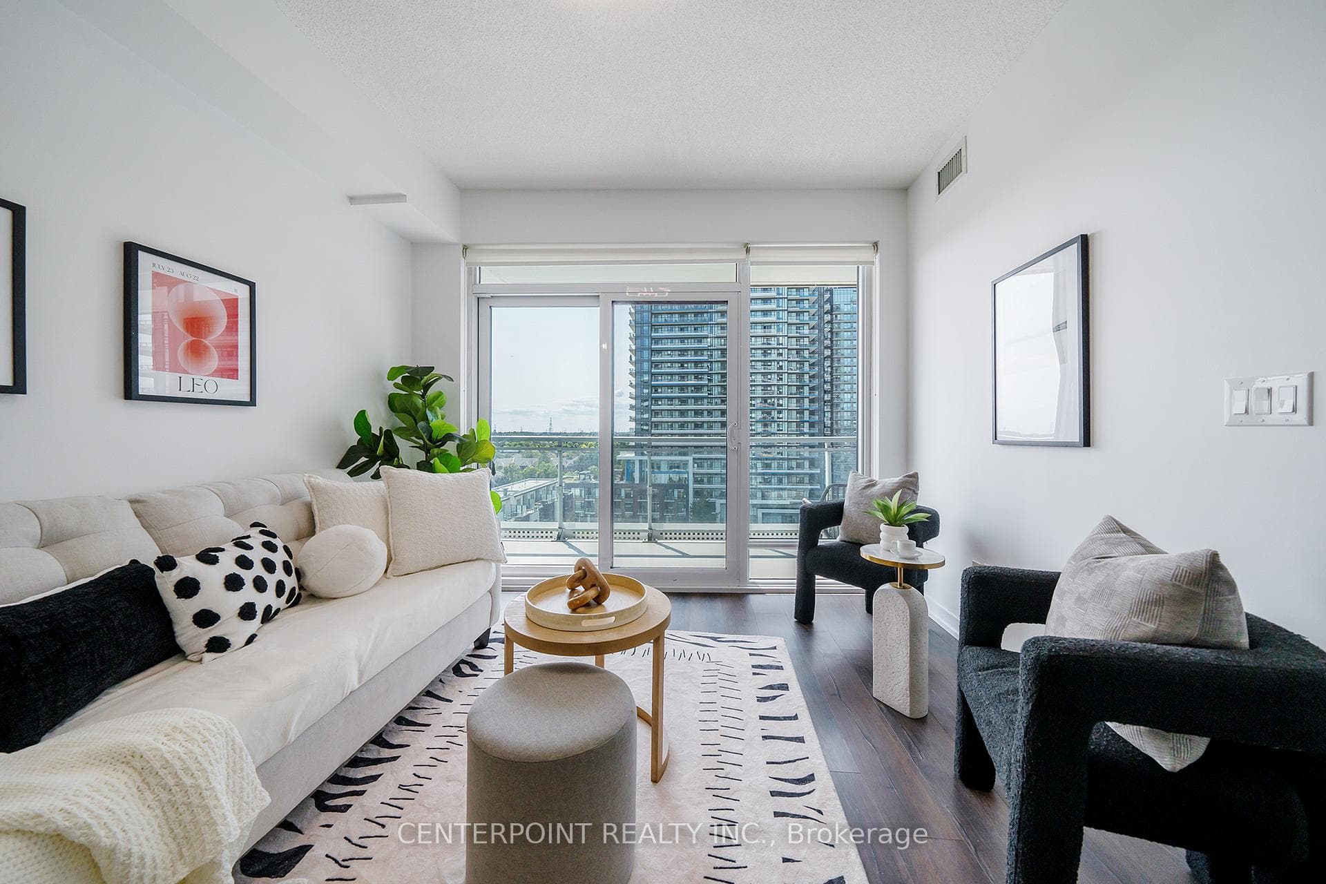 2520 Eglinton Avenue Unit 620 photo 7