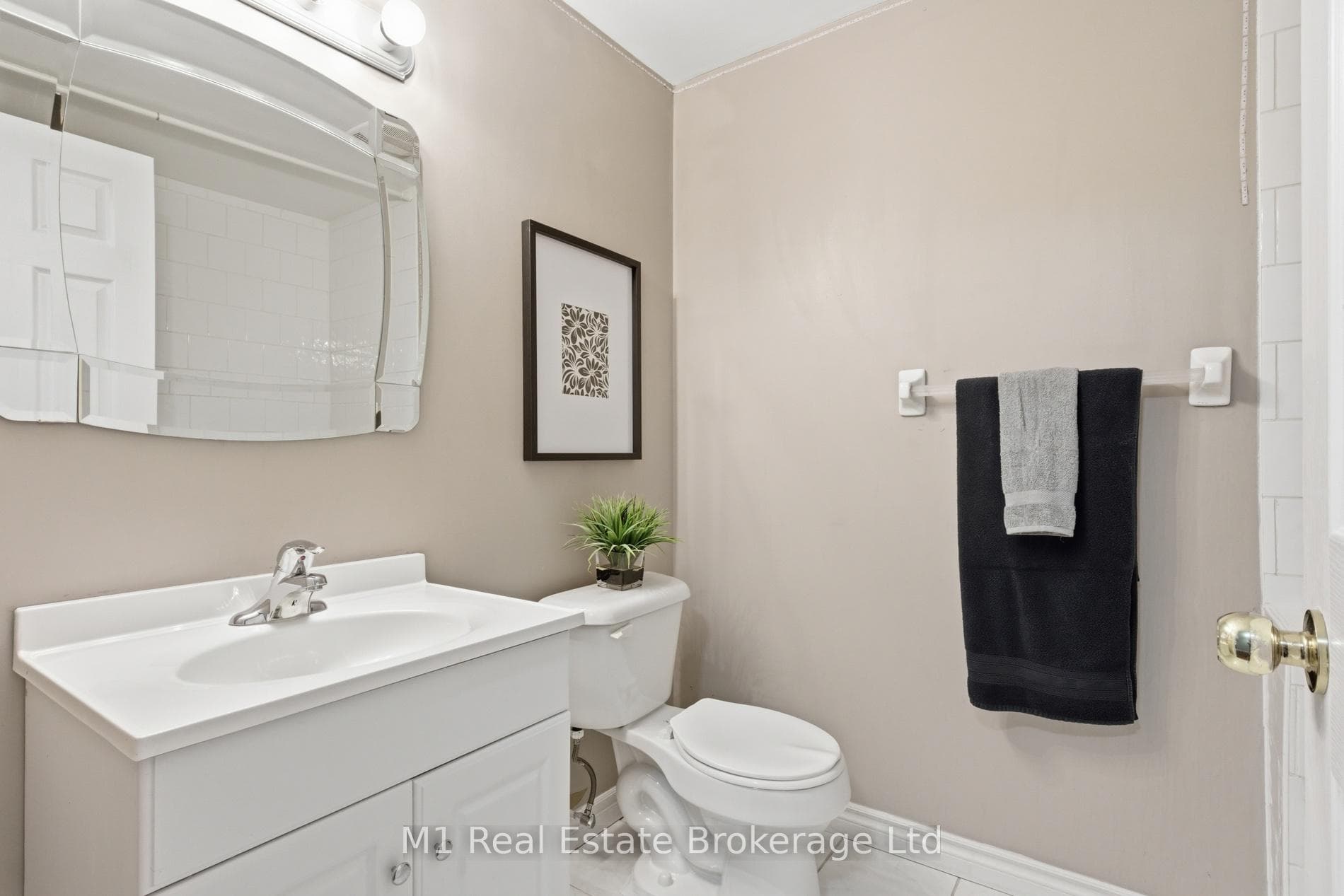 80 Country Club Drive photo 39