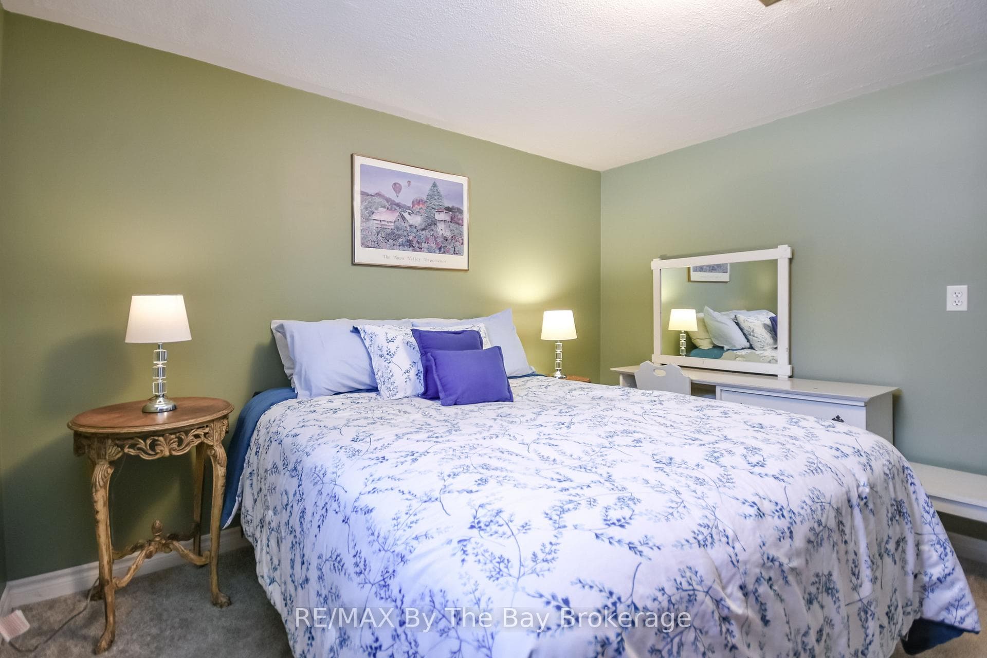 464 William Street photo 44