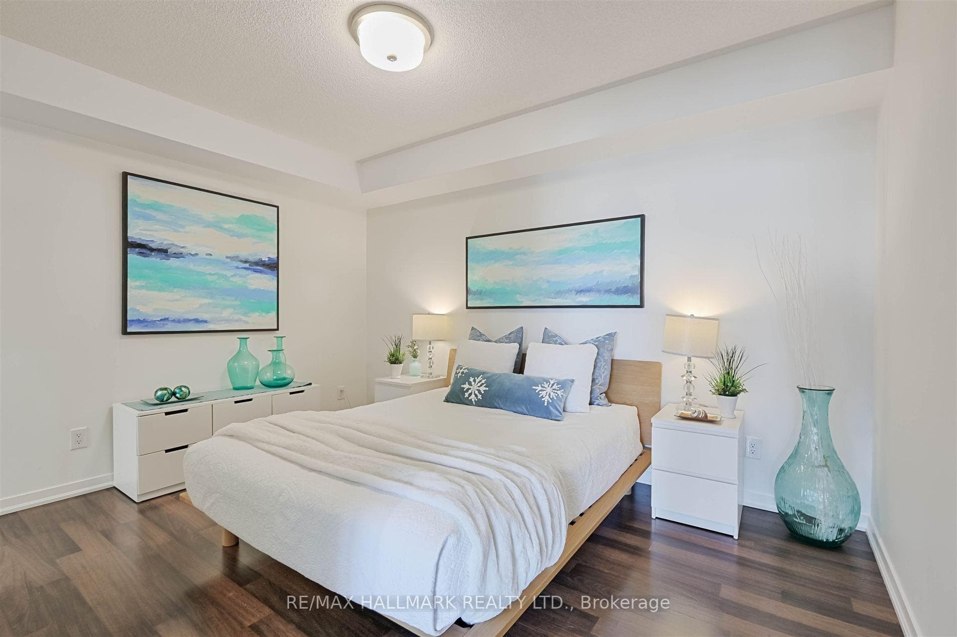 38 Joe Shuster Way Unit 721 photo 19