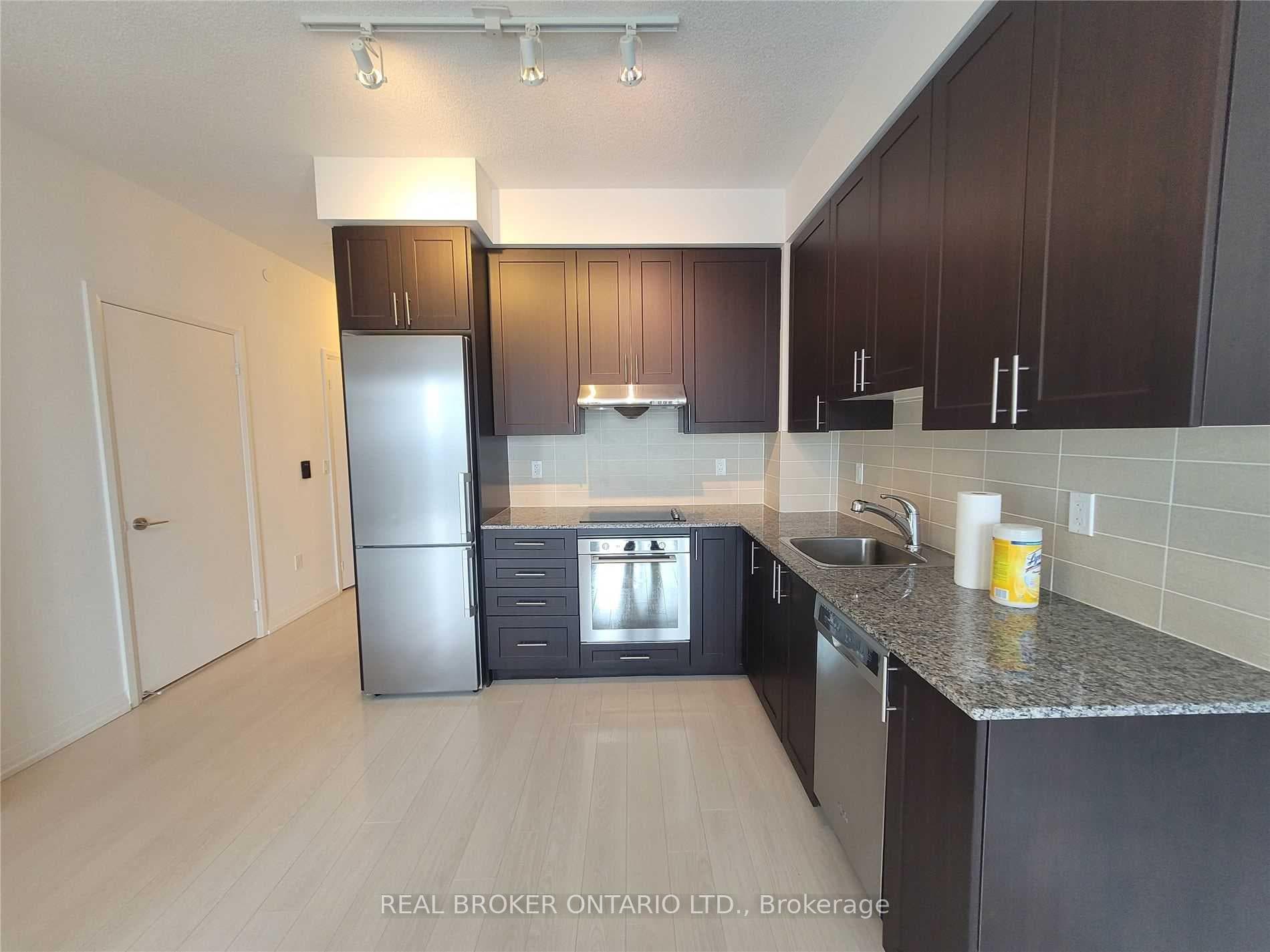 55 Ann O'reilly Road Unit 2210 photo 3
