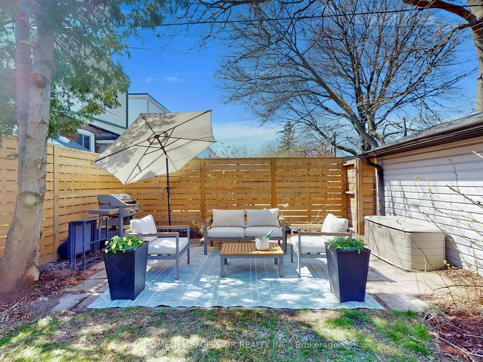 1156 Woodbine Avenue photo 35