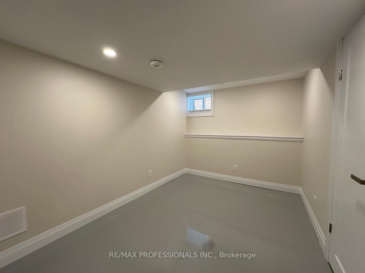 213 Pine Street Unit 4 photo 10