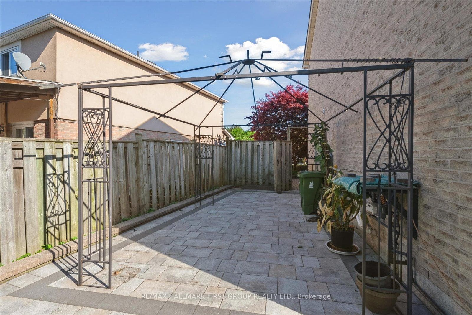 10 Barnes Drive photo 29