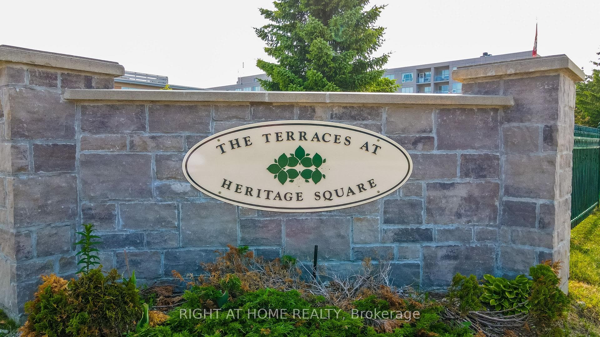 94 Dean Avenue Unit 513 photo 1