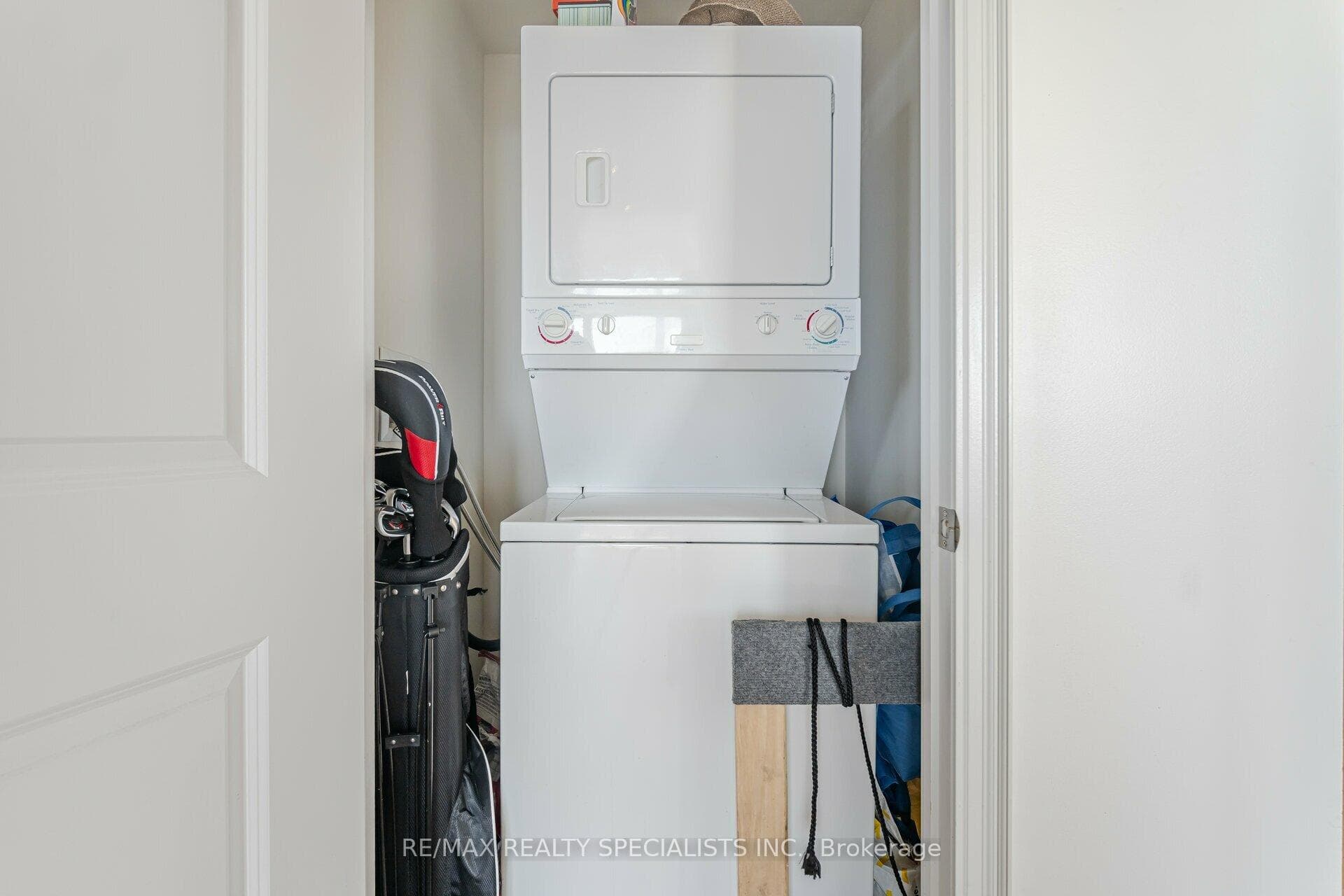 100 John Street Unit 1806 photo 24