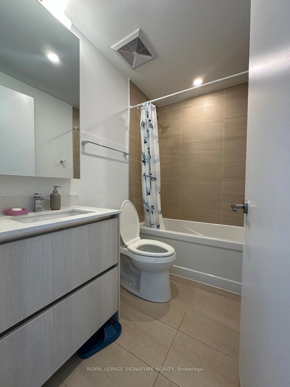 8188 Yonge Street Unit 222 photo 8