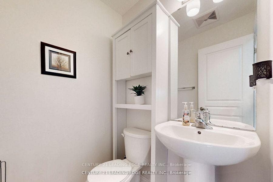 4323 Eclipse Way photo 4
