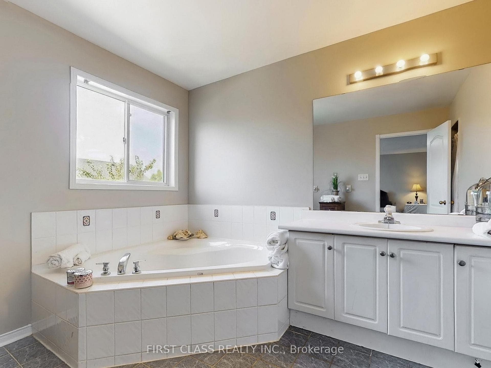 73 Porchlight Road photo 14