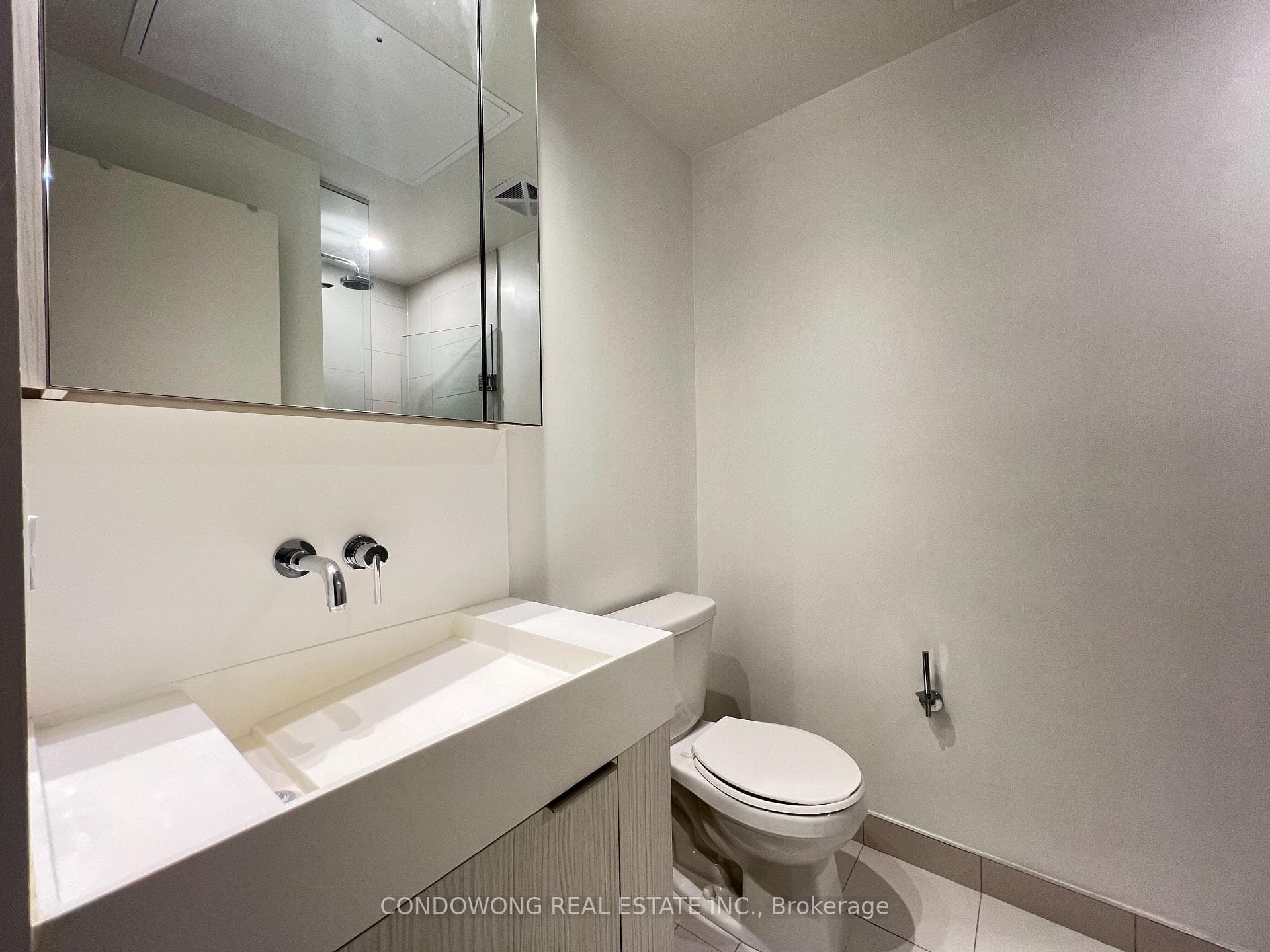 20 Richardson Street Unit 2706 photo 7