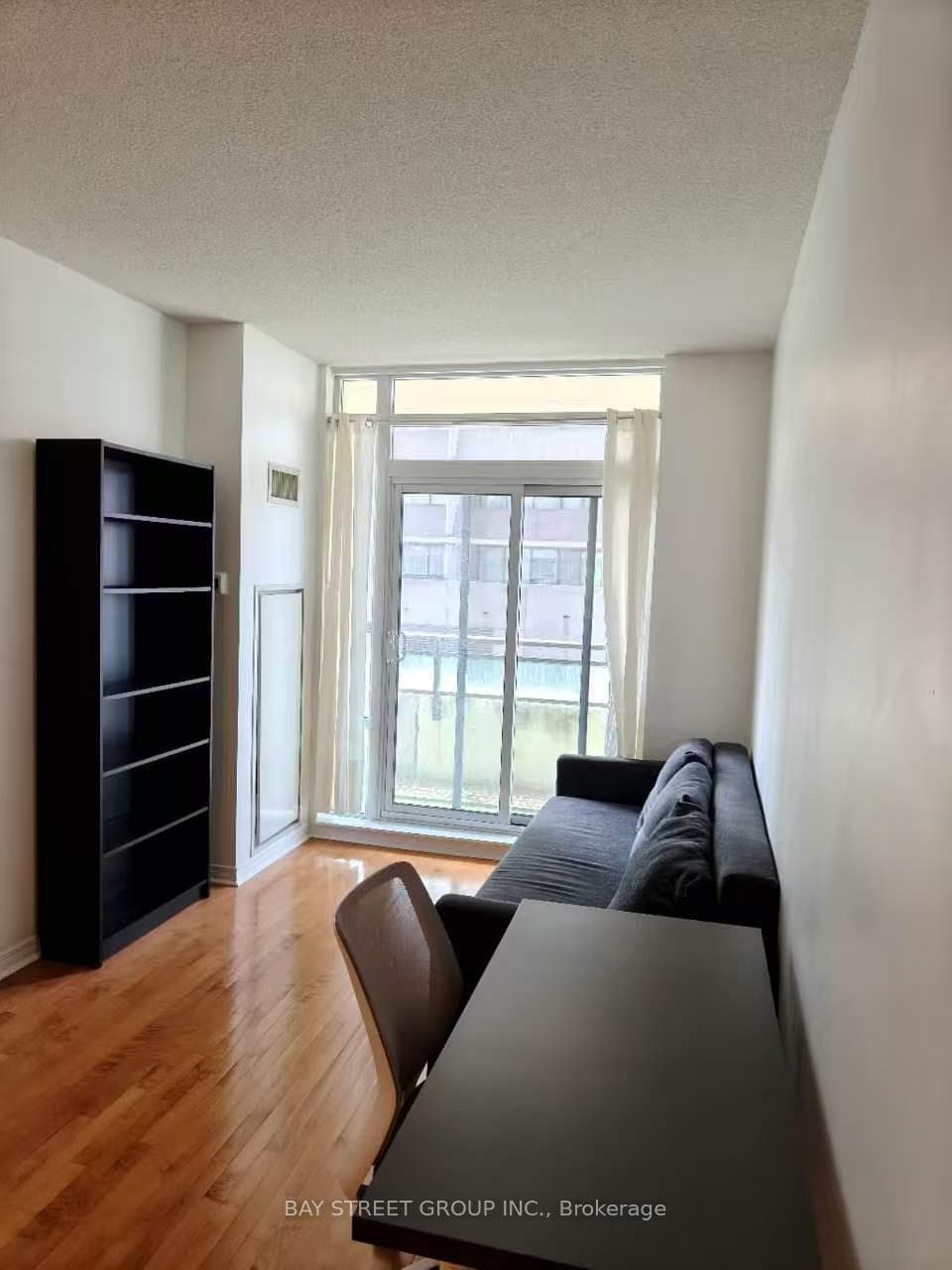 736 Spadina Avenue Unit 801 photo 6