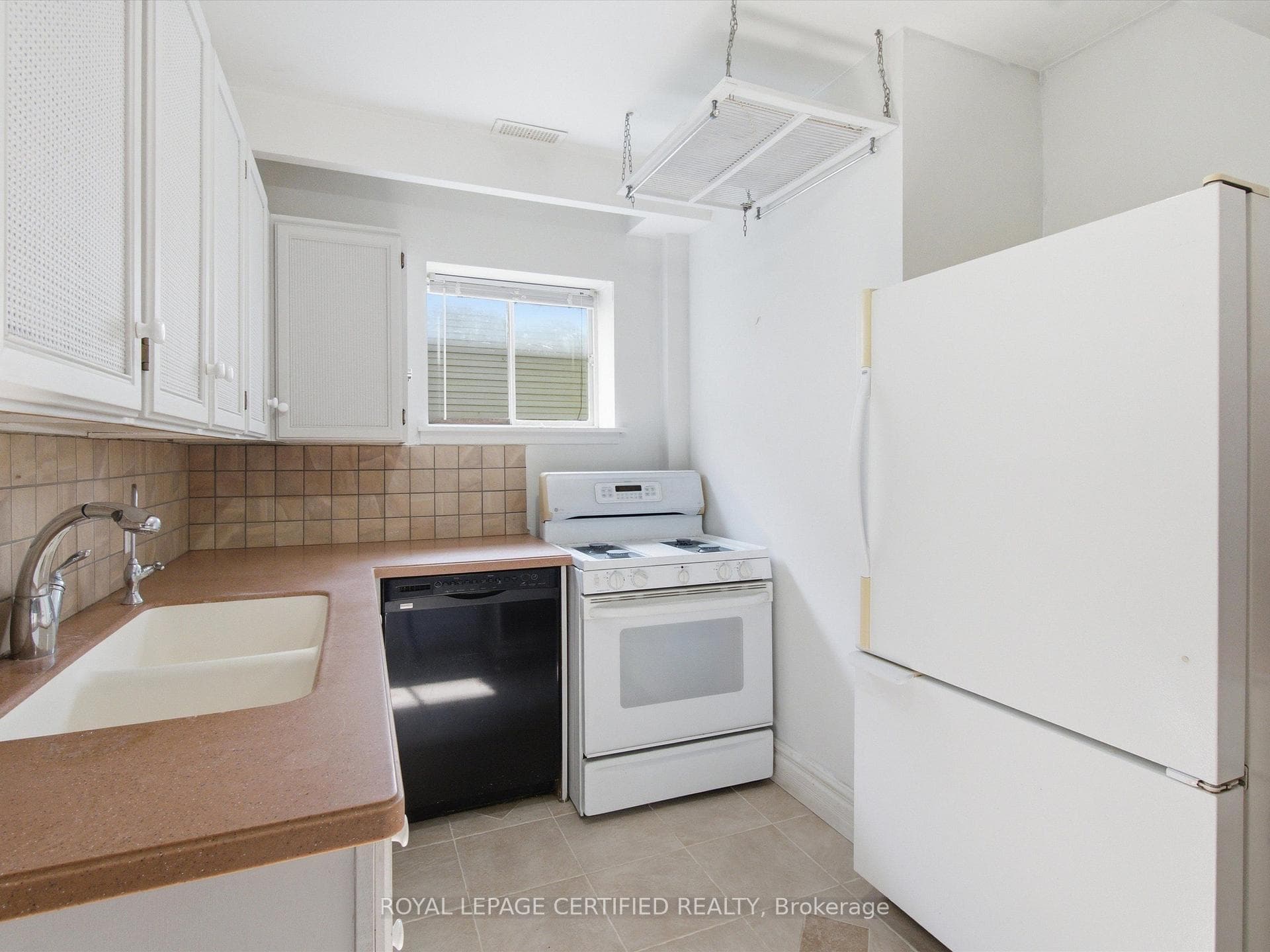 288 Irene Drive photo 34