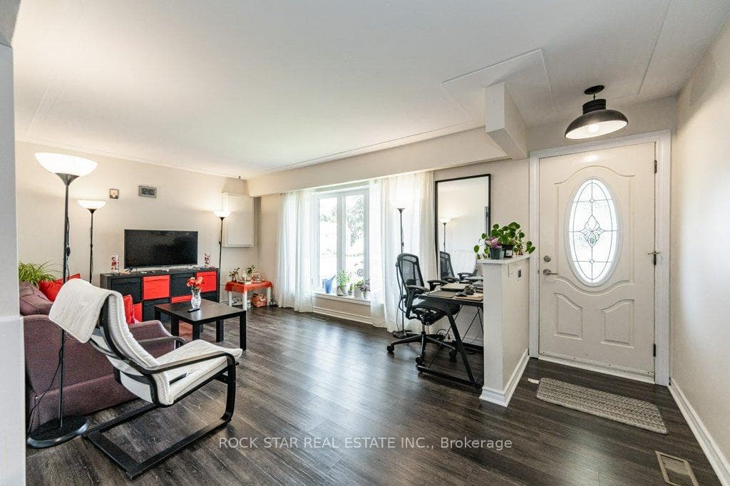 124 East 19th Street photo 6