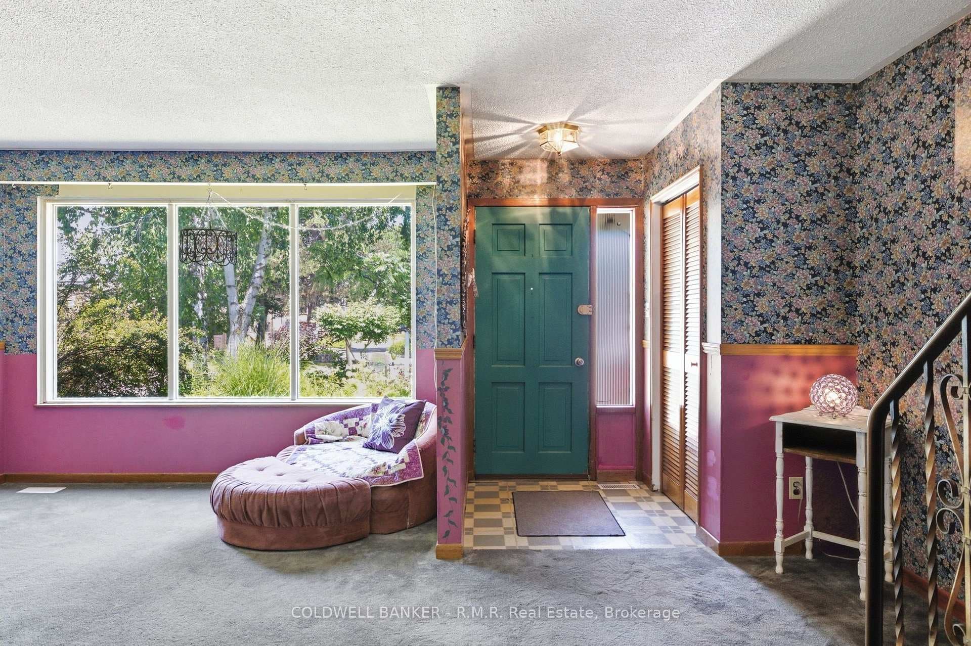 358 Camelot Court photo 19