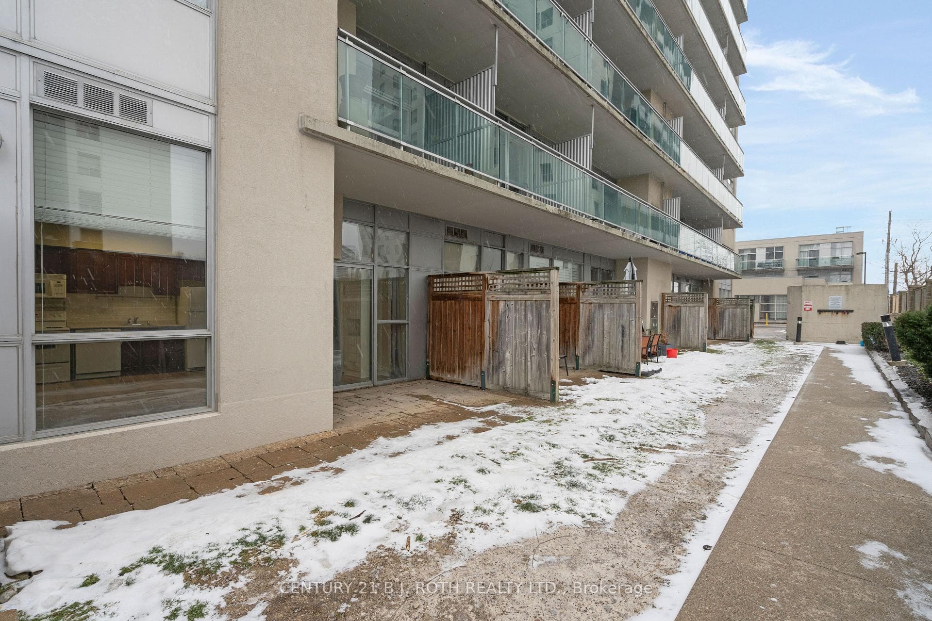 2464 Weston Road Unit 109 photo 18