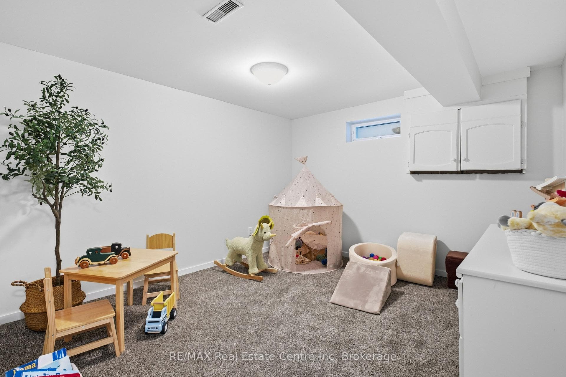 154 Waverley Drive photo 22