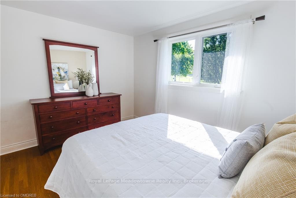 274 HESLOP Road photo 23