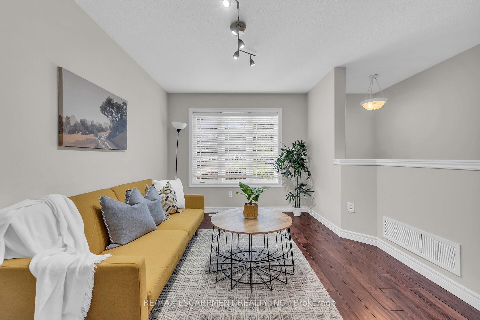 43 Viking Drive photo 13