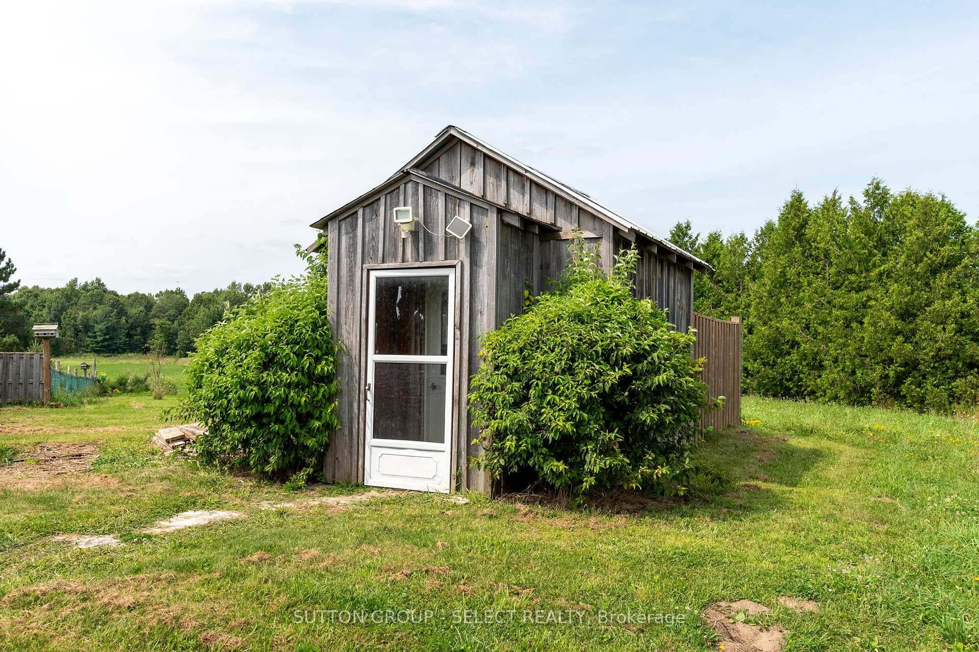 10086 Hedley Drive photo 44