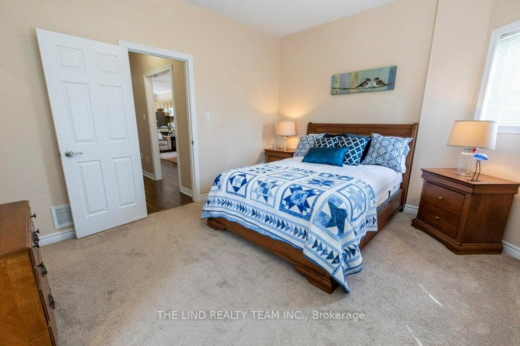 61 Mcintyre Drive photo 32