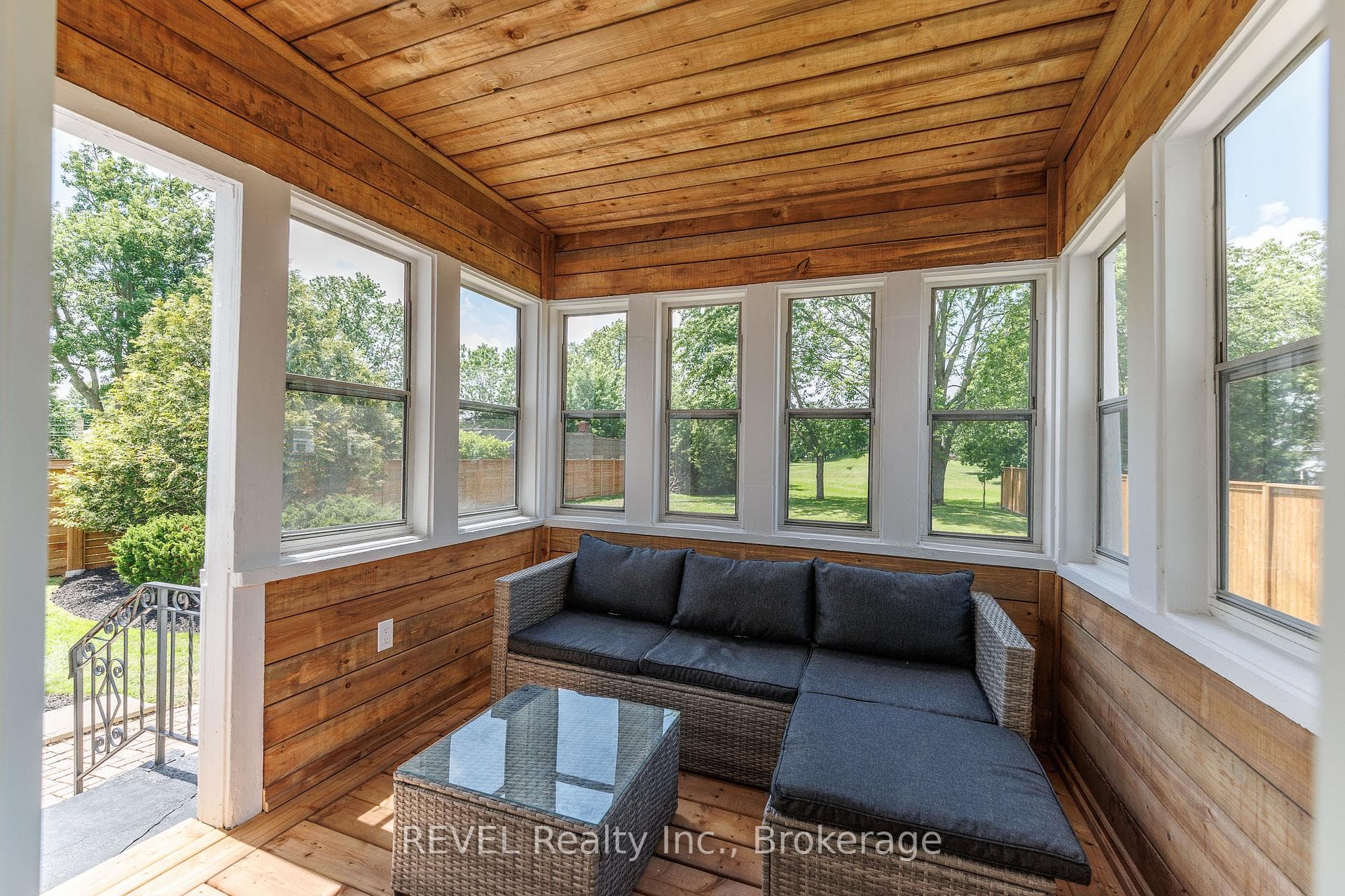 Sunroom in back