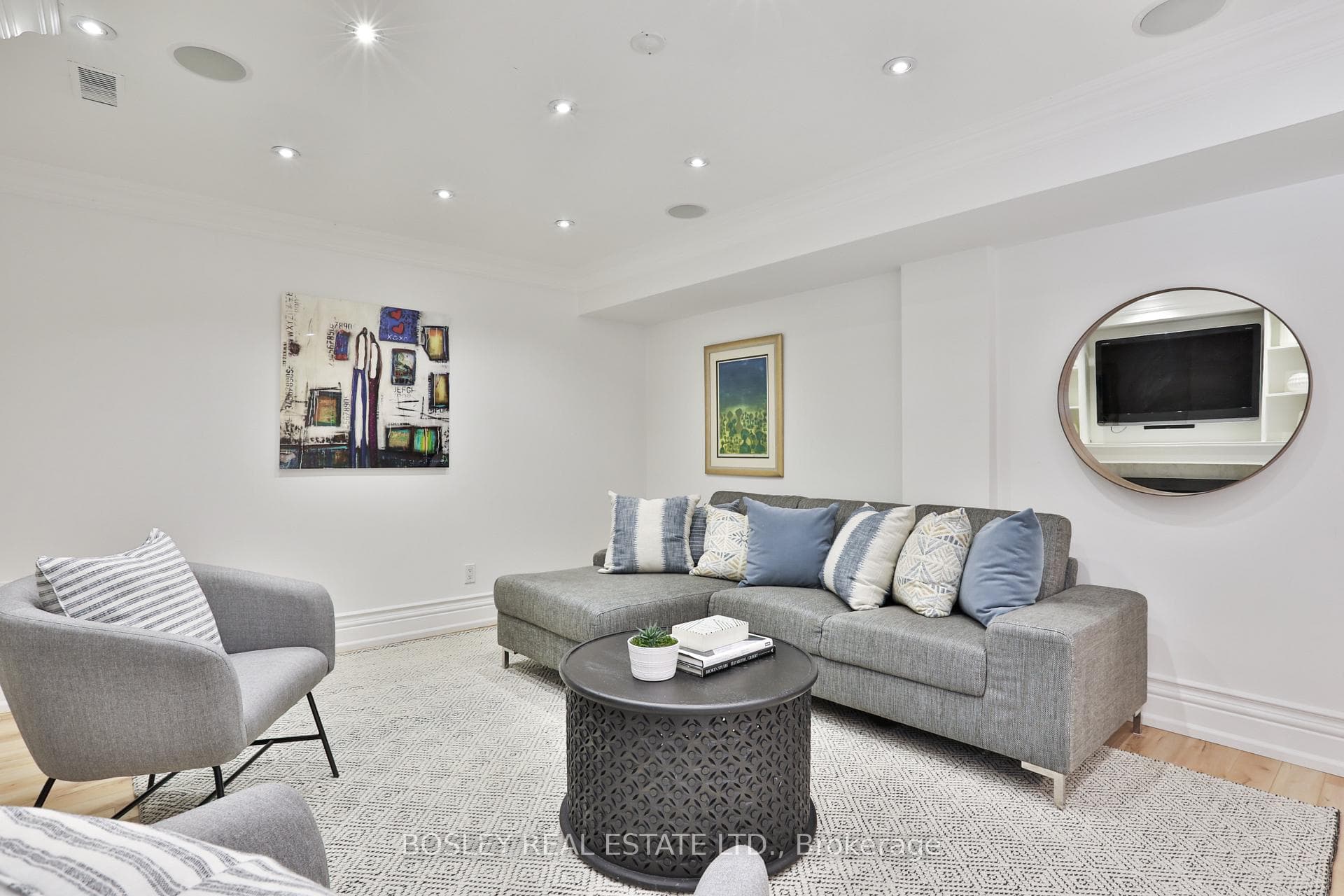 2 Fairfield Road photo 43