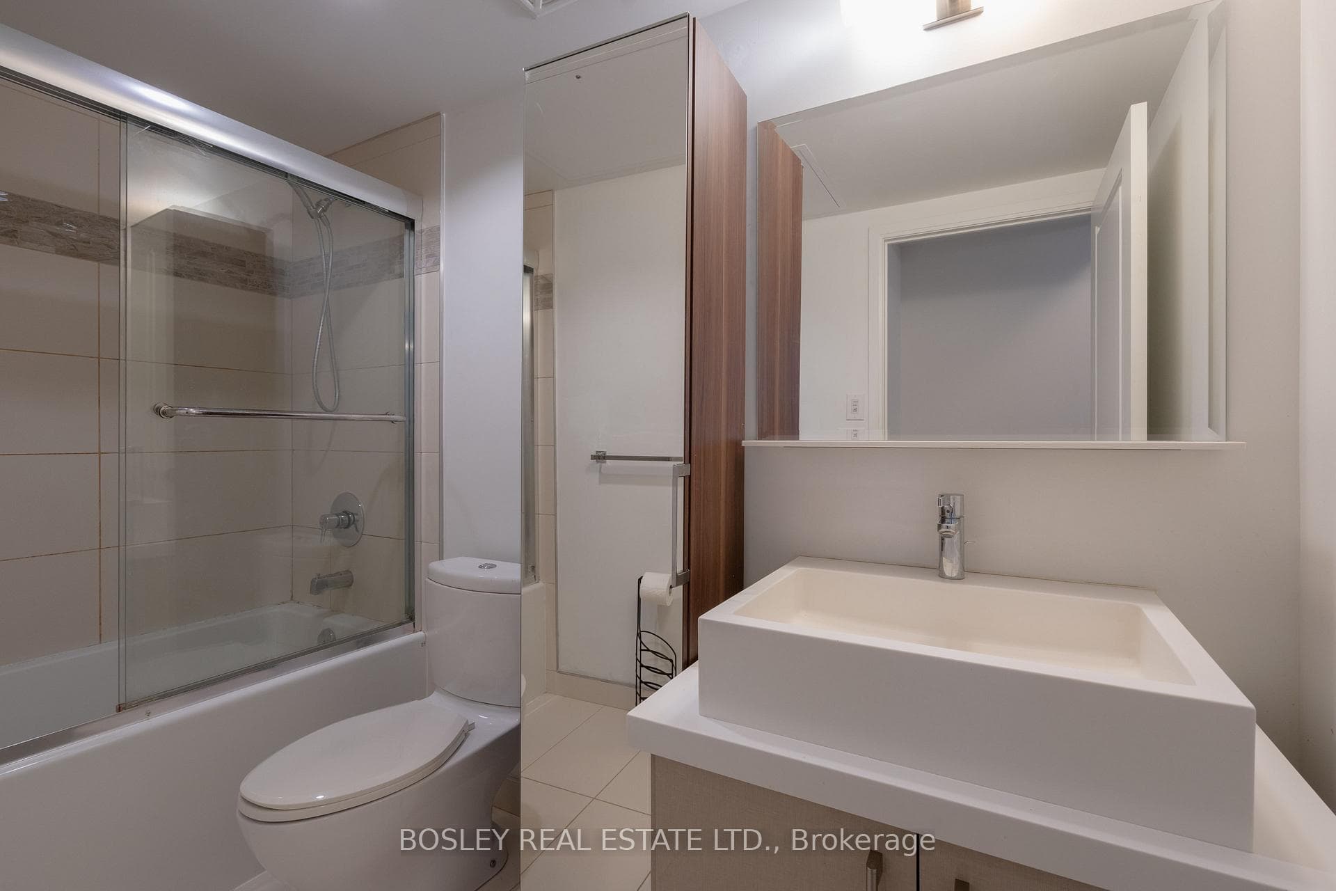 65 St Mary Street Unit 511 photo 24