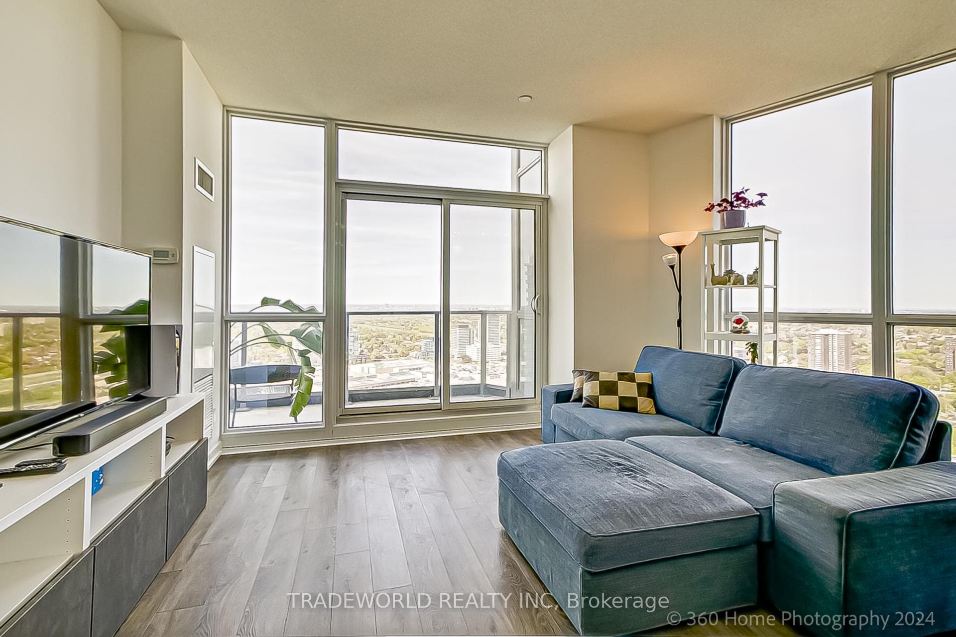 56 Forest Manor Road Unit 3309 photo 5