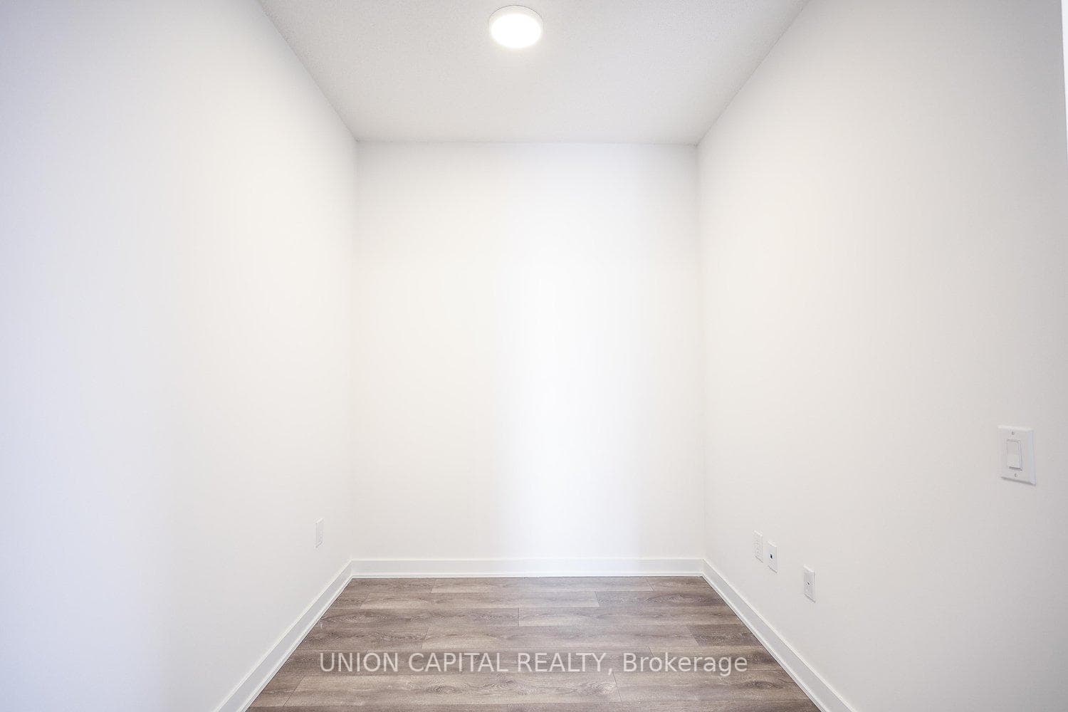 130 RIVER Street Unit 1502 photo 6